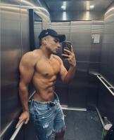 674504023: Chico busca chica en Madrid