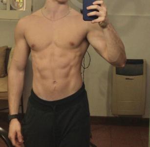 Chico busca chica en Asturias: 