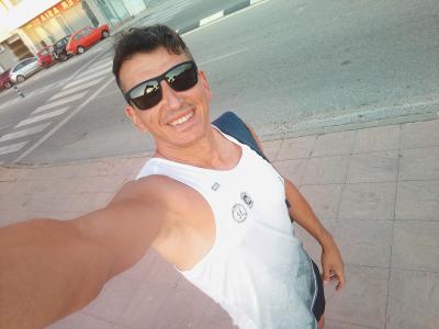 648057495: Chico busca chica en Alicante