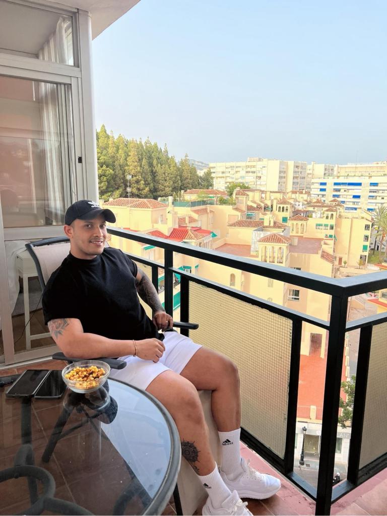 Chico busca chica en Málaga: 