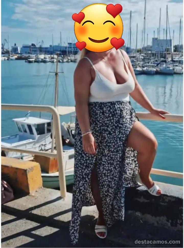 Chica busca chico en Alicante: Chica busca chico