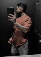 641377338: Chico busca chica en Valencia