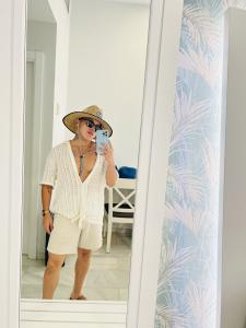 Chico busca chica en Granada: 