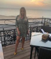 643873037: Chica busca chico en Madrid