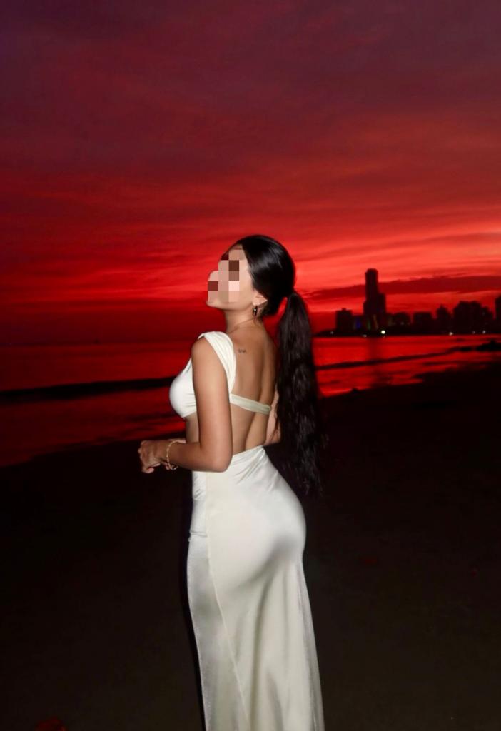 661403445: Chica busca chico en Málaga