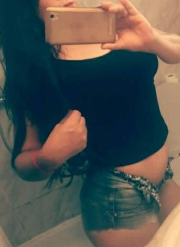 Chica busca chico en Granada: 
