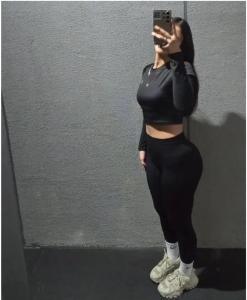 614785155: Chica busca chico en La Coruña