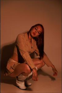 674932055: Chica busca chico en Valencia