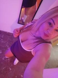 614971784: Chica busca chico en Málaga