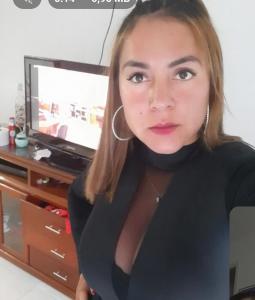 614981919: Chica busca chico en Almería