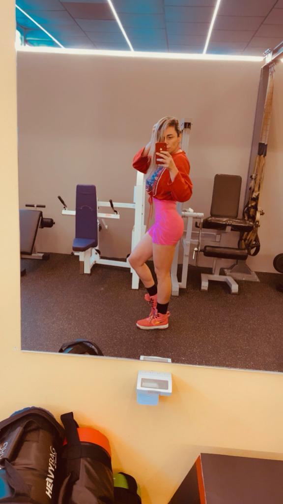 Chica busca chico en Granada: 