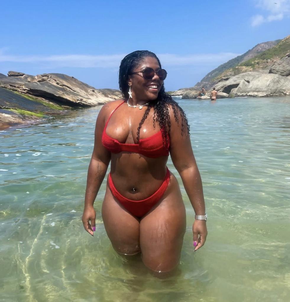 632490769: Chica busca chico en Gerona