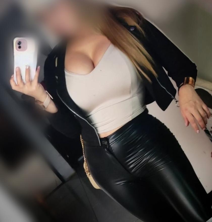 613435227: Chica busca chico en Zaragoza
