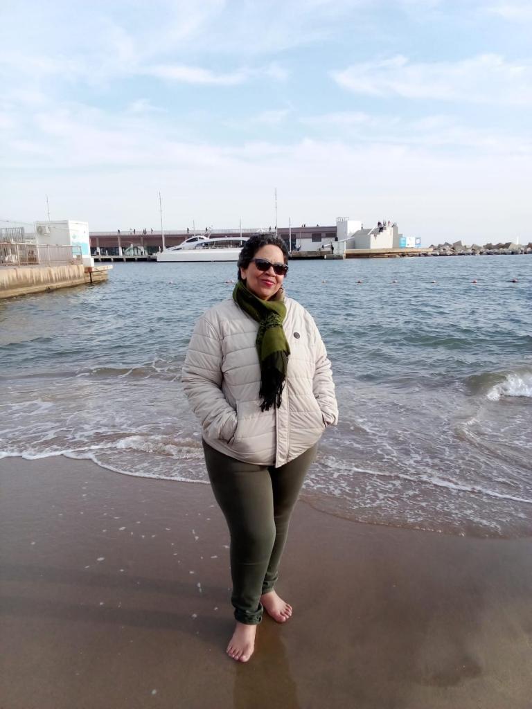 678956497: Chica busca chico en Barcelona