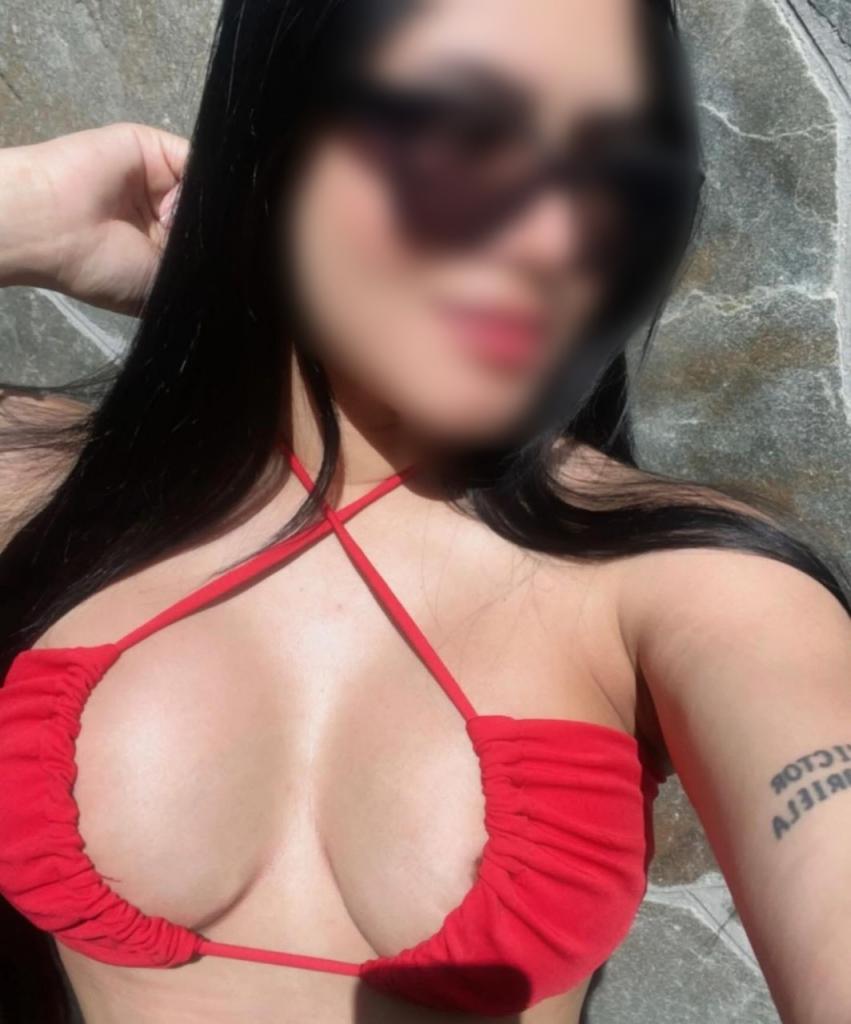 613884012: Chica busca chico en Granada