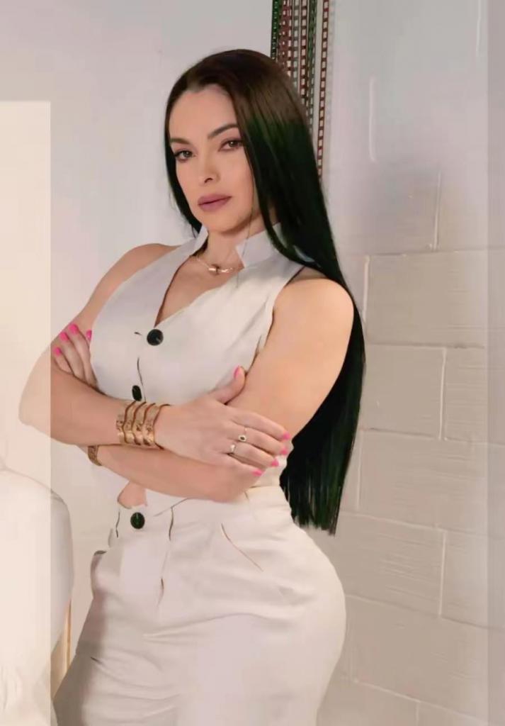 Chica busca chico en Tenerife: 