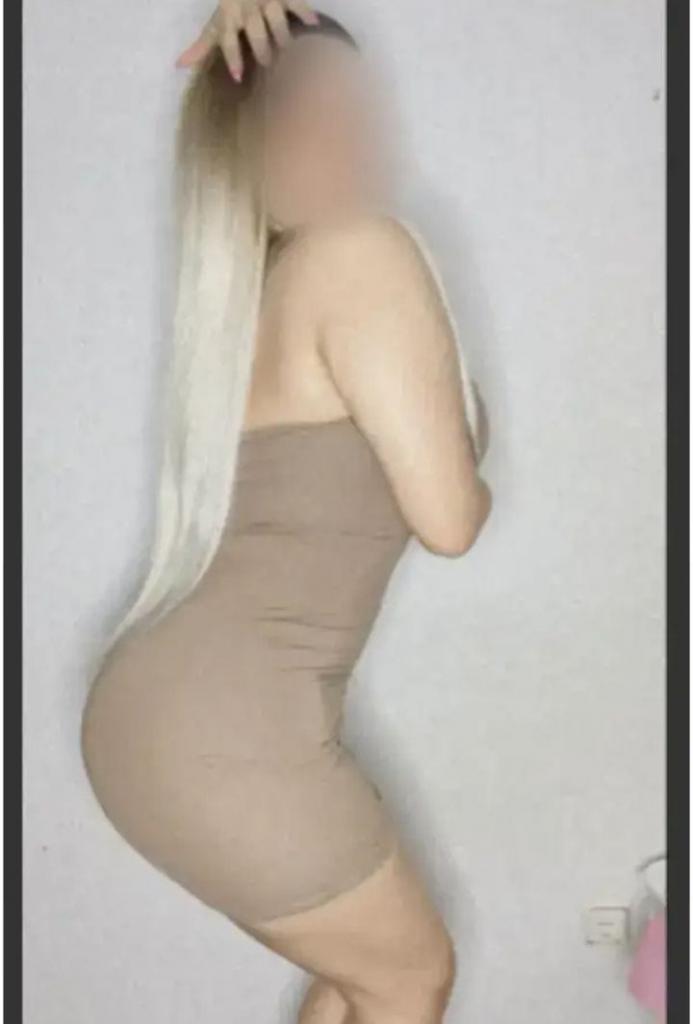 613613320: Chica busca chico en Barcelona