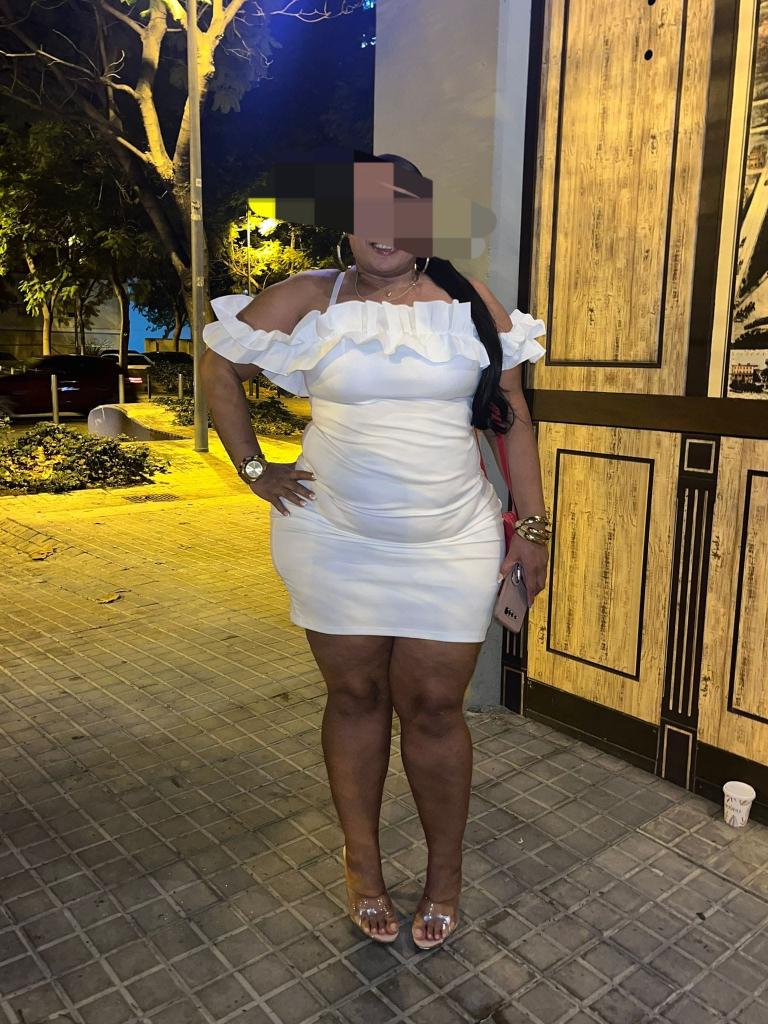 624507667: Chica busca chico en Barcelona