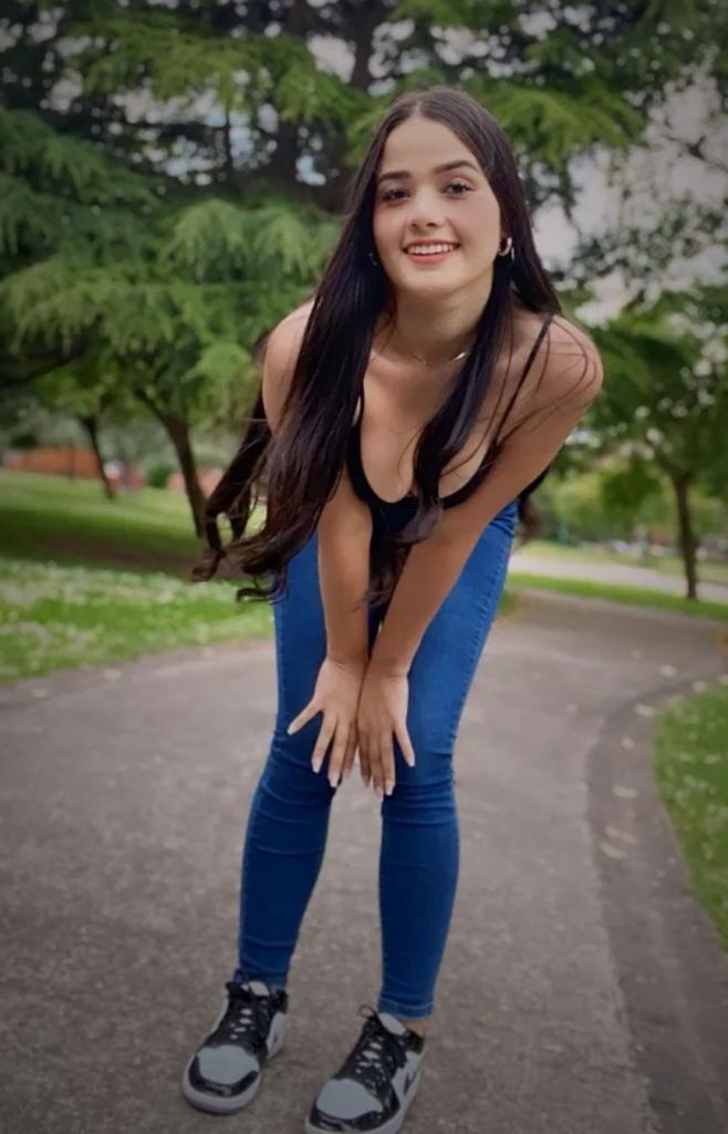 Chica busca chico en Asturias: 