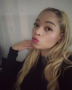 633469557: Chica busca chico en Granada