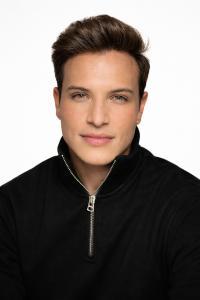 692972990: Chico busca chica en Valencia