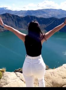 637984742: Chica busca chico en Barcelona