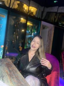 602051116: Chica busca chico en Madrid