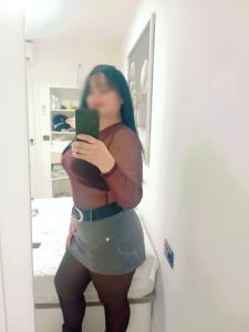 657742234: Chica busca chico en Gerona