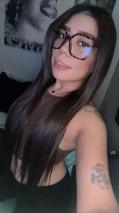 643997769: Chica busca chico en Madrid