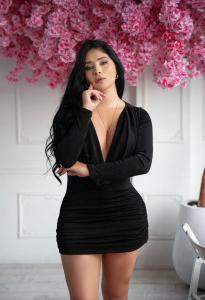 682400064: Chica busca chico en Barcelona