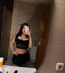 624557726: Chica busca chico en Madrid