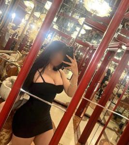 613442212: Chica busca chico en La Coruña