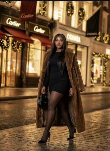 677258078: Chica busca chico en Burgos