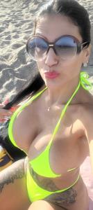 611059435: Chica busca chico en Barcelona