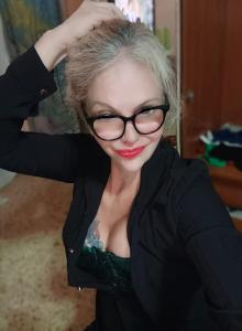 613898263: Chica busca chico en Valencia