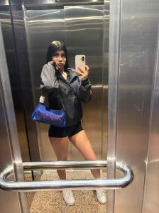 643058920: Chica busca chico en Navarra