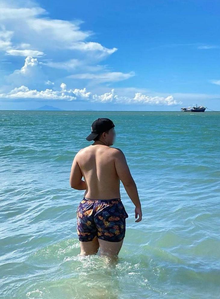 641168703: Chico busca chica en Pontevedra