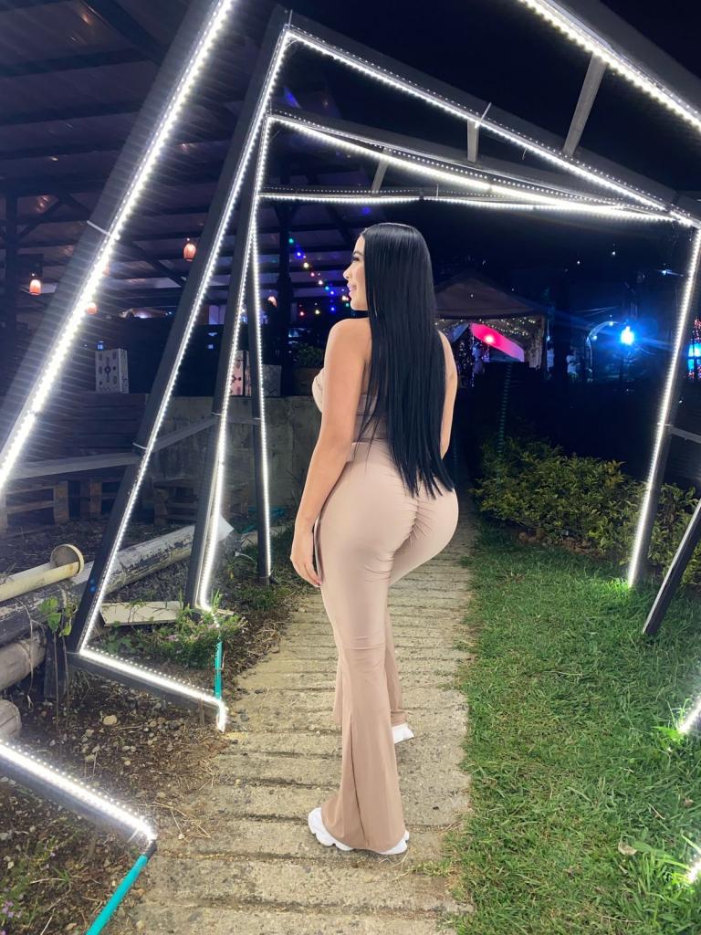 Chica busca chico en Jaén: 