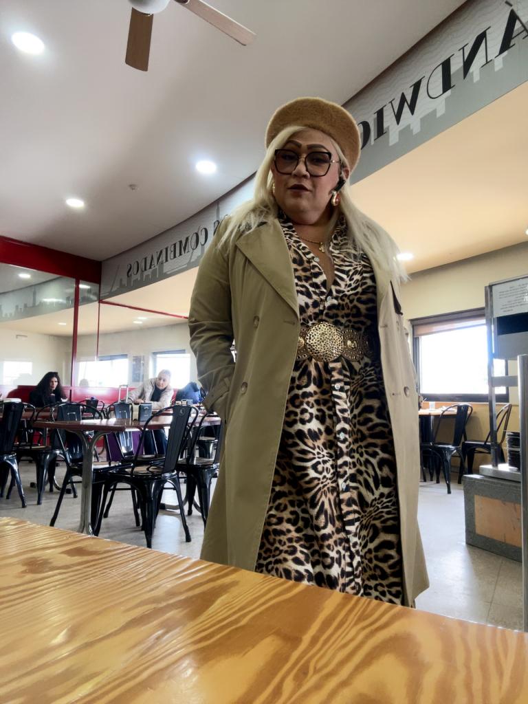 697429076: Transexual en Salamanca