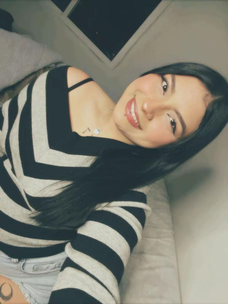 679651022: Chica busca chico en Orense