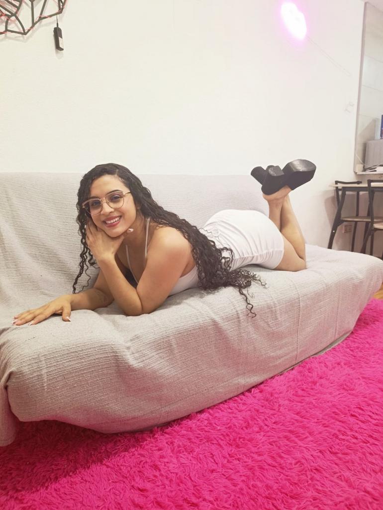 Chica busca chico en Alicante: 