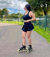 637984742: Chica busca chico en Barcelona