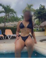 613644945: Chica busca chico en La Coruña