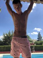 664884572: Chico busca chica en Sevilla