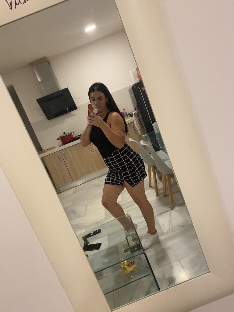 Chica busca chico en Barcelona: 