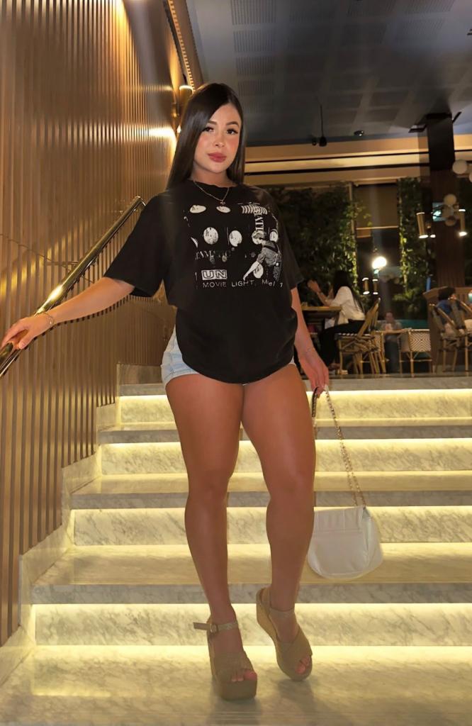 Chica busca chico en Cádiz: 