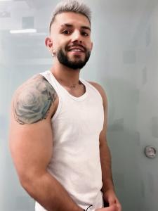 641035300: Chico busca chica en Lugo