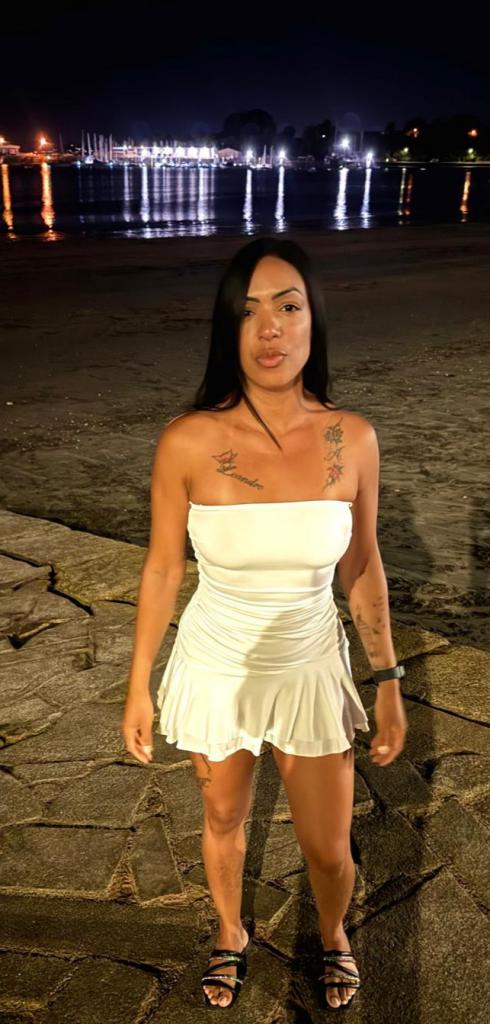 666321051: Chica busca chico en Granada