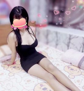 611841371: Chica busca chico en Barcelona