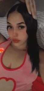 697204477: Chica busca chico en Madrid